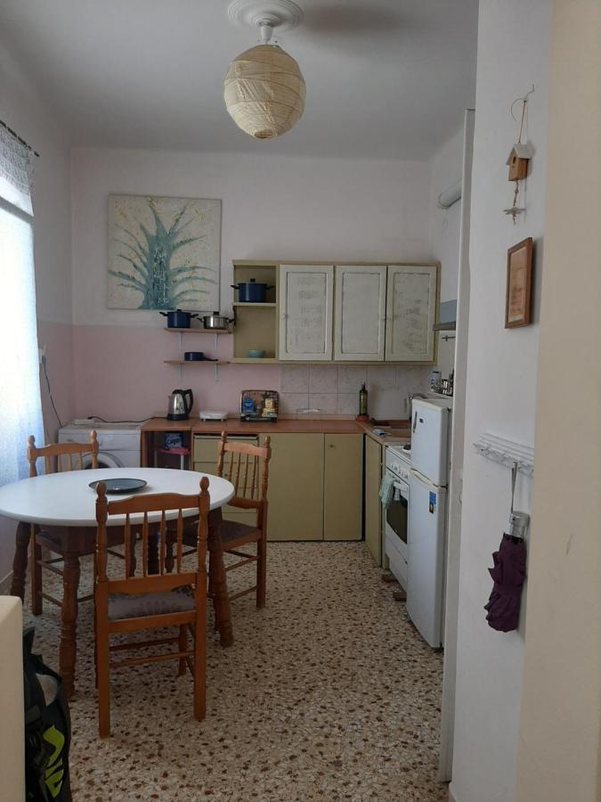 Retro Comfy Home Near Monastiraki Афины Экстерьер фото